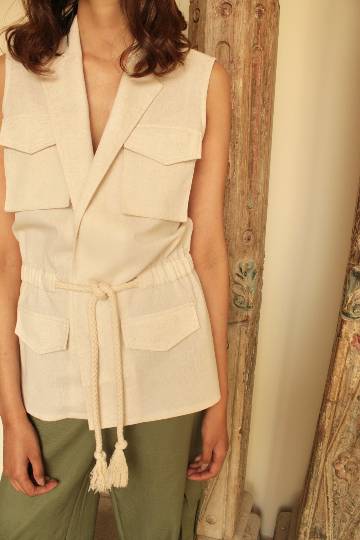 ALBA SILENTE VEST